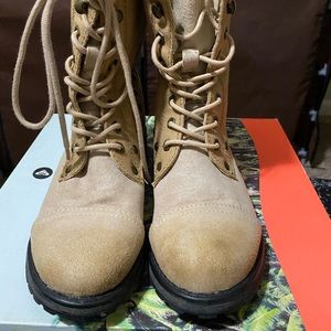 Roxy distressed boots. Worn once. Orig box